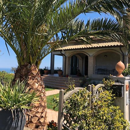 B&B La Palma San Costanzo Dış mekan fotoğraf