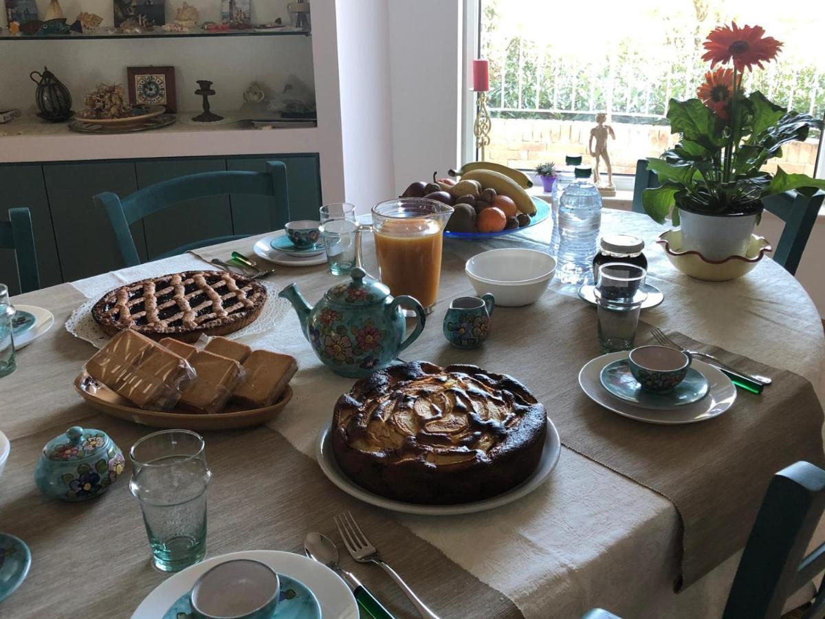 B&B La Palma San Costanzo Dış mekan fotoğraf