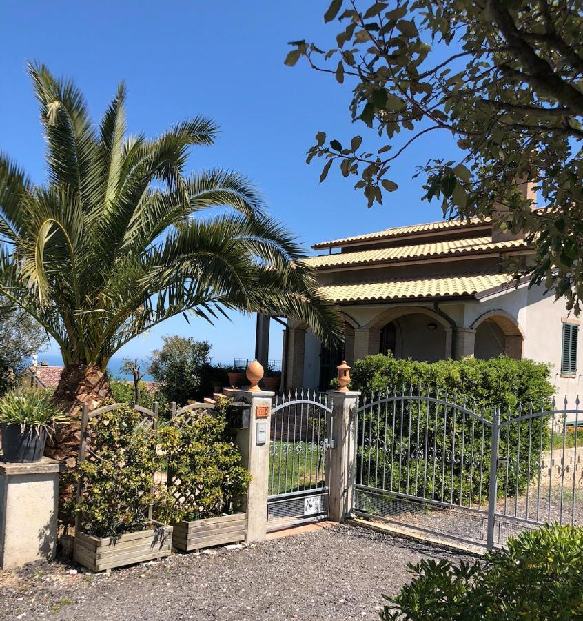 B&B La Palma San Costanzo Dış mekan fotoğraf